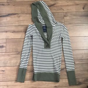 American Eagle hooded top